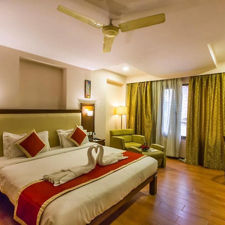 Hotel Golden Manor Джайпур Екстериор снимка